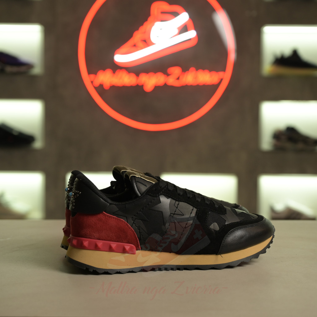 Valentino Rockrunner Stars