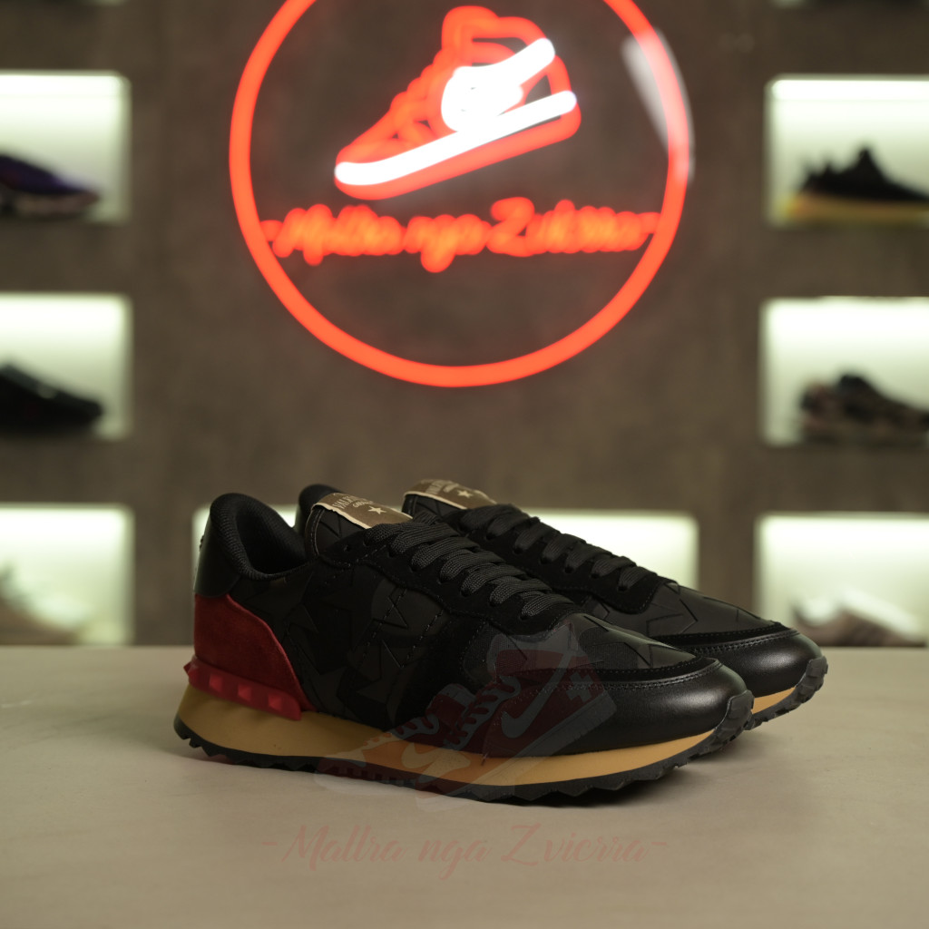 Valentino Rockrunner Stars