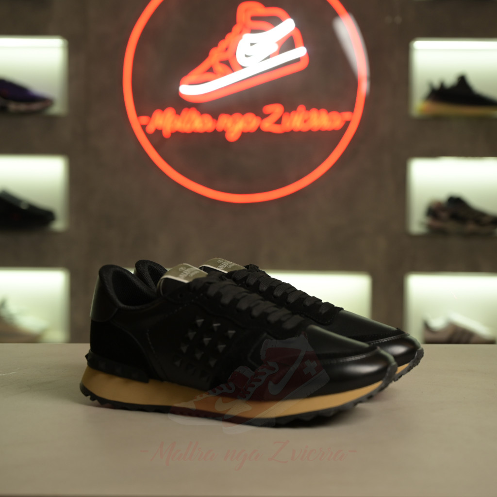 valentino rockrunner black cream