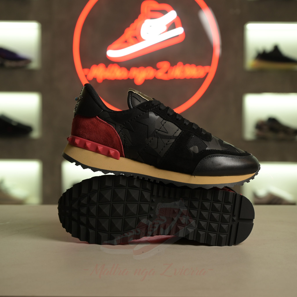 Valentino Rockrunner Stars